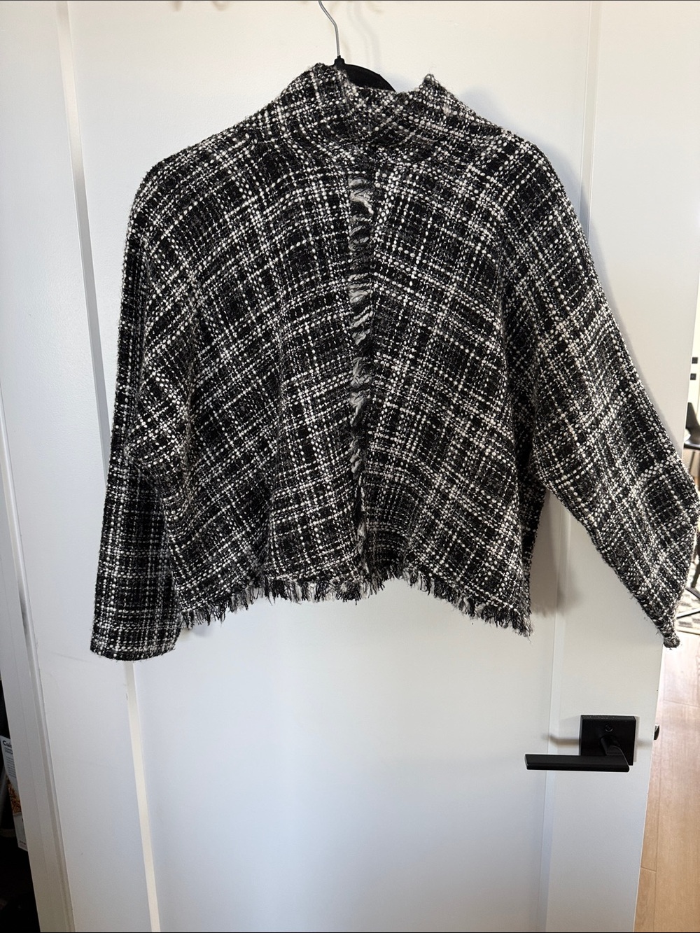 Zara Black & White Plaid Fringed Knit Poncho - Picture 2 of 3